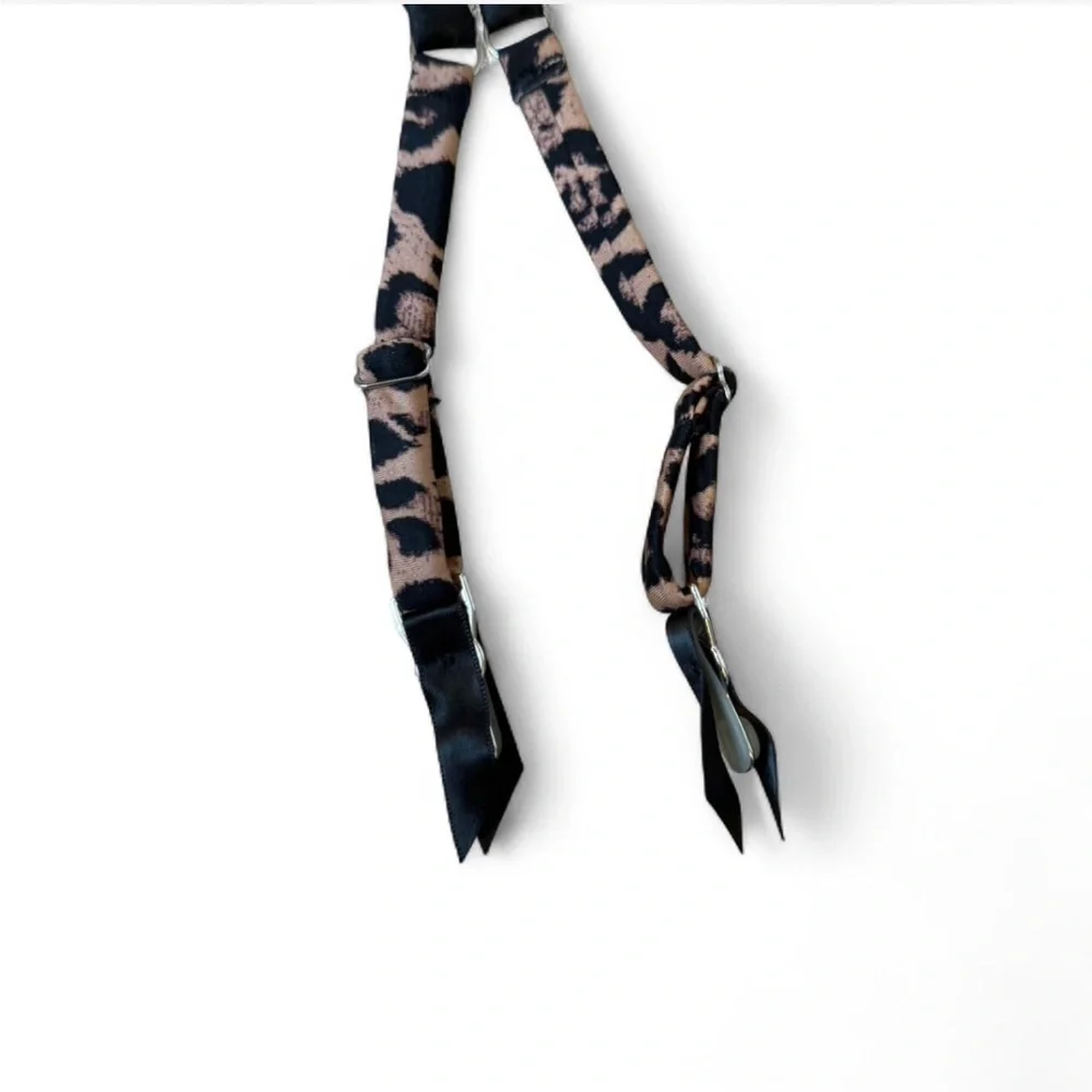 Victoria’s Secret Very Sexy Garter Belt XS NWT Rhinestone Leopard